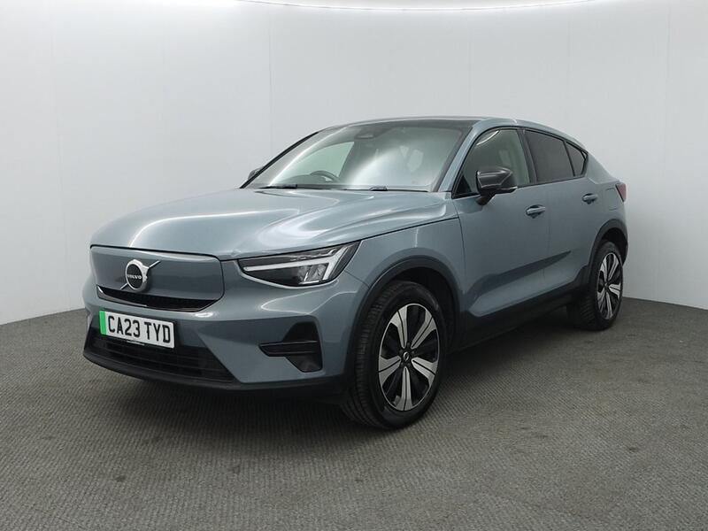 2023 VOLVO C40