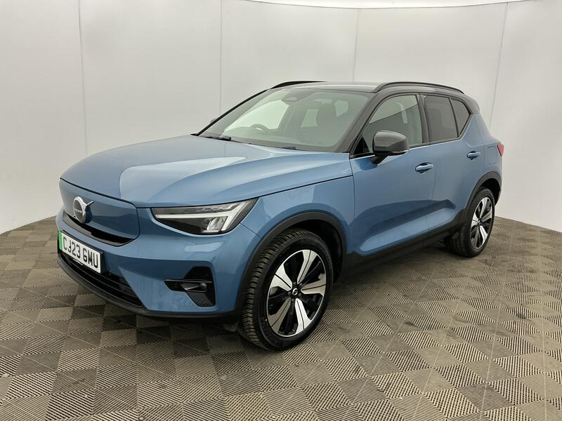2023 Volvo XC40