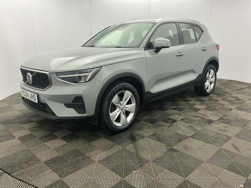 2024 Volvo XC40