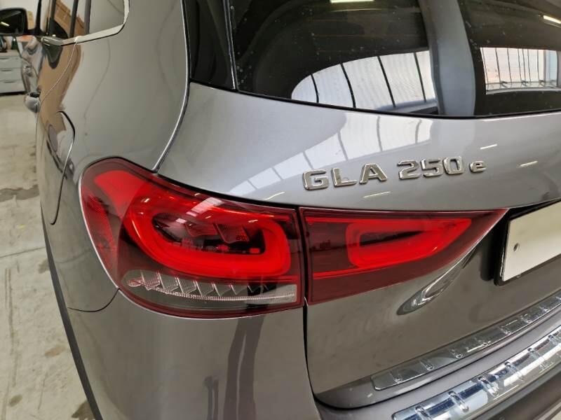 Mercedes GLA CROSSOVER 250 E PLUG-IN HYBRID AUTO PREMIUM - foto 24