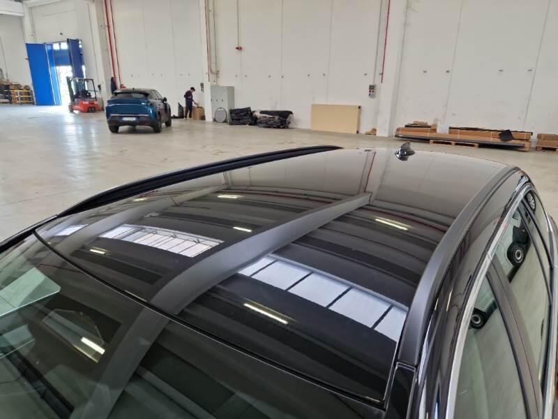 BMW Serie 5 STATION WAGON 518D BUSINESS TOURING - foto 21