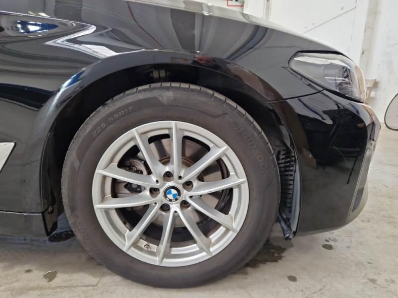 BMW Serie 5 STATION WAGON 518D BUSINESS TOURING - foto 52