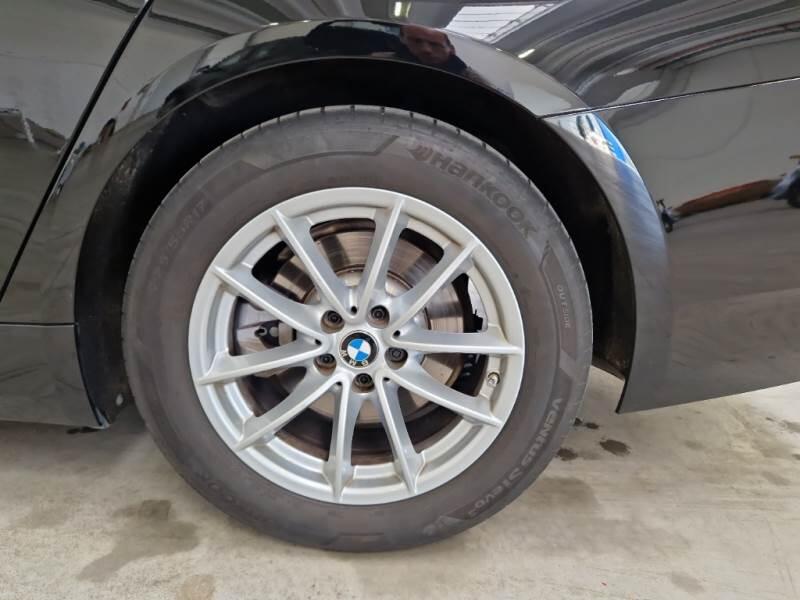 BMW Serie 5 STATION WAGON 518D BUSINESS TOURING - foto 56
