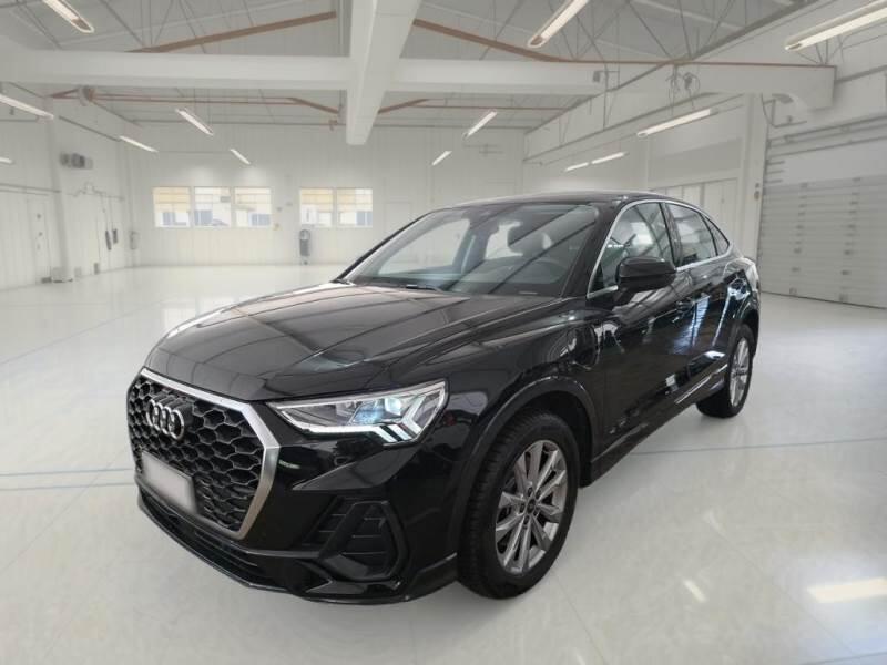 Audi Q3 SUV 45 TFSI E S TRONIC BUSINESS PLUS - foto 1