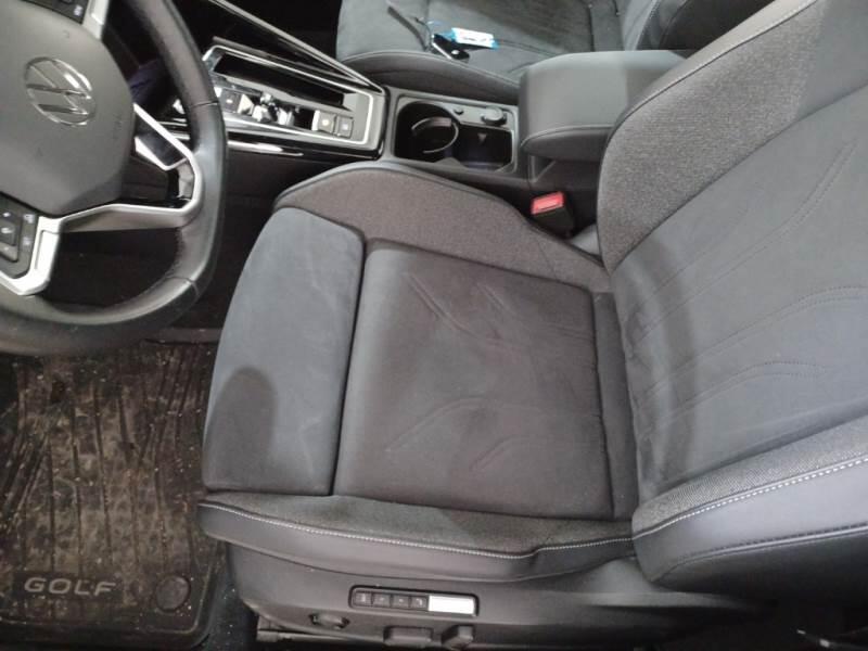 Volkswagen Golf VIII Variant STATION WAGON 2.0 TDI SCR STYLE DSG - foto 12