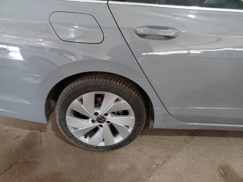 Volkswagen Golf VIII Variant STATION WAGON 2.0 TDI SCR STYLE DSG - foto 19