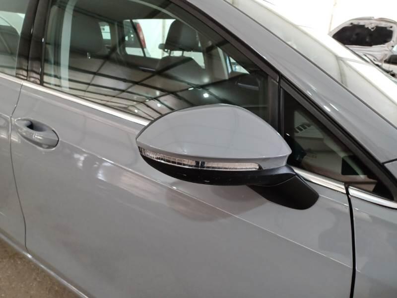 Volkswagen Golf VIII Variant STATION WAGON 2.0 TDI SCR STYLE DSG - foto 39