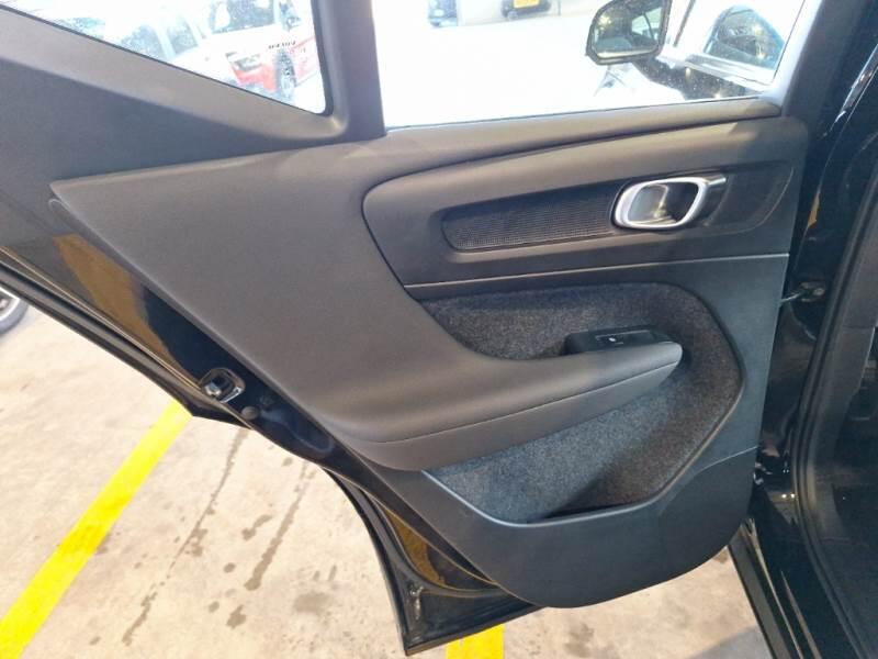 Volvo XC40 SUV T4 RECHARGE PLUG-IN AUTO CORE - foto 82