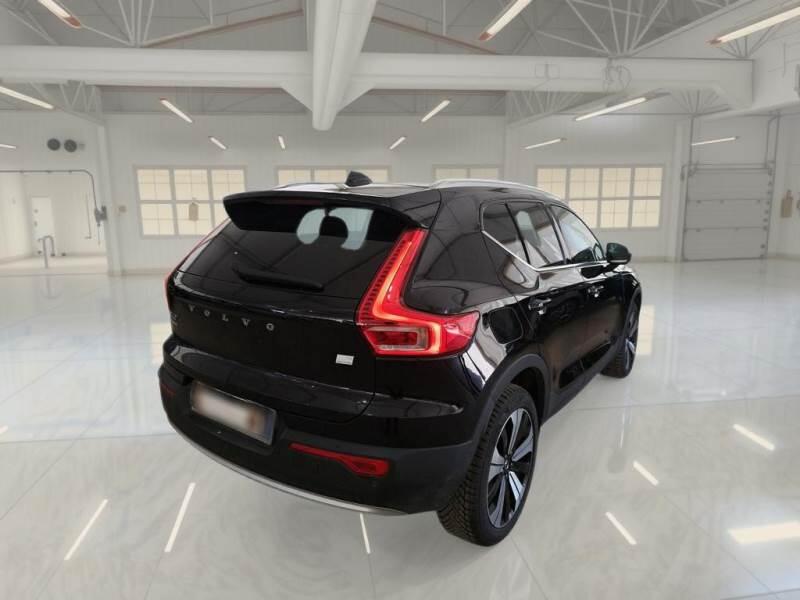 Volvo XC40 SUV T4 RECHARGE PLUG-IN AUTO CORE - foto 2