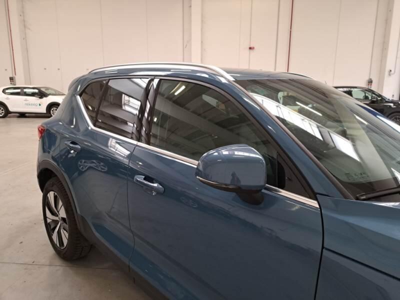 Volvo XC40 SUV T4 RECHARGE PLUG-IN AUTO CORE - foto 44