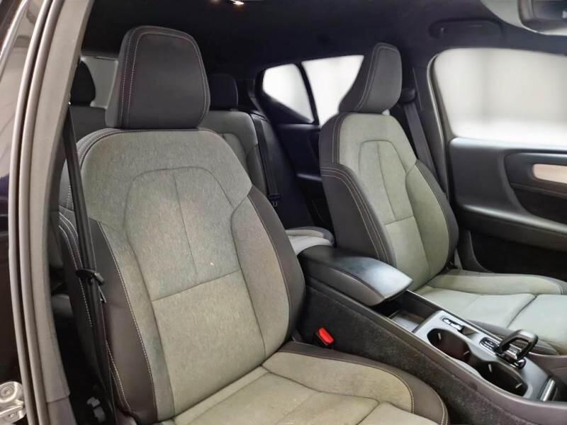 Volvo XC40 SUV T4 RECHARGE PLUG-IN AUTO CORE - foto 13