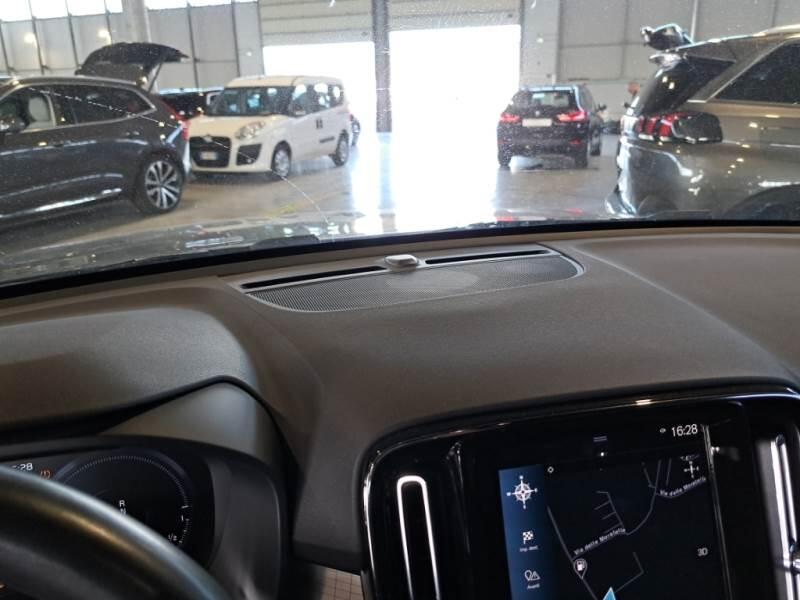 Volvo XC40 SUV T4 RECHARGE PLUG-IN AUTO CORE - foto 126