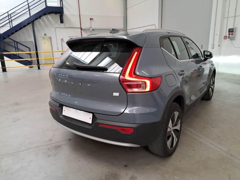 Volvo XC40 SUV T4 RECHARGE PLUG-IN AUTO CORE - foto 2