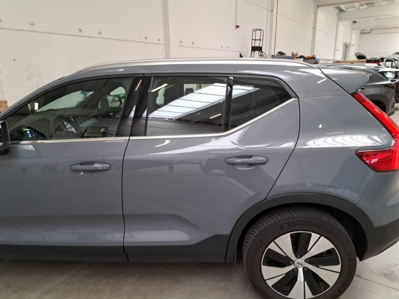 Volvo XC40 SUV T4 RECHARGE PLUG-IN AUTO CORE - foto 41