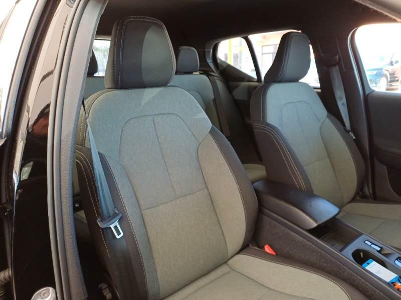 Volvo XC40 SUV T5 RECHARGE PLUG-IN AUTO CORE - foto 13