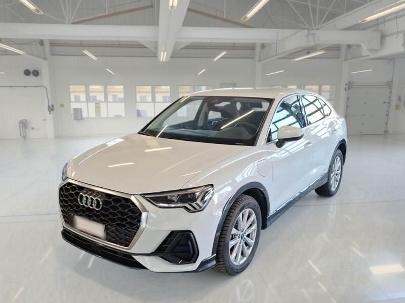 Audi Q3 SUV 45 TFSI E S TRONIC BUSINESS PLUS - foto 1