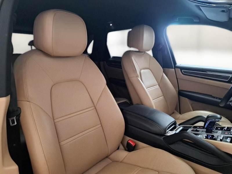 Porsche Cayenne 3.0 V6 E-HYBRID - foto 13