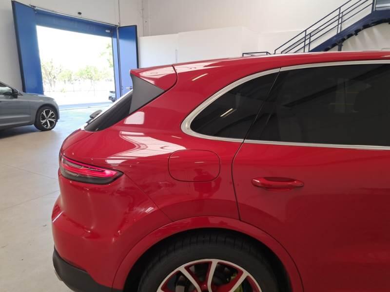Porsche Cayenne 3.0 V6 E-HYBRID - foto 35