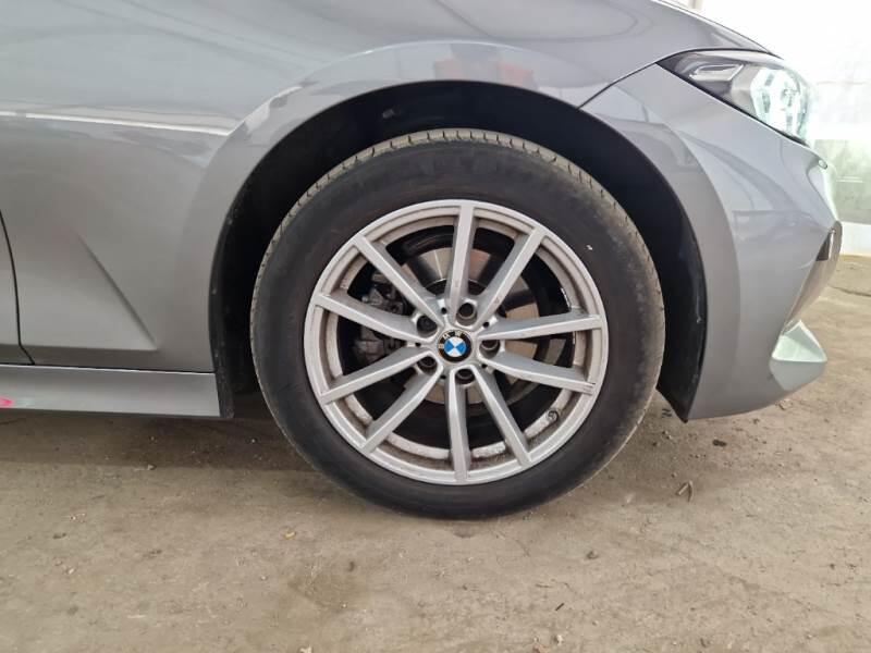 BMW Serie 3 Lim BERLINA 318D 48V AUTO - foto 17