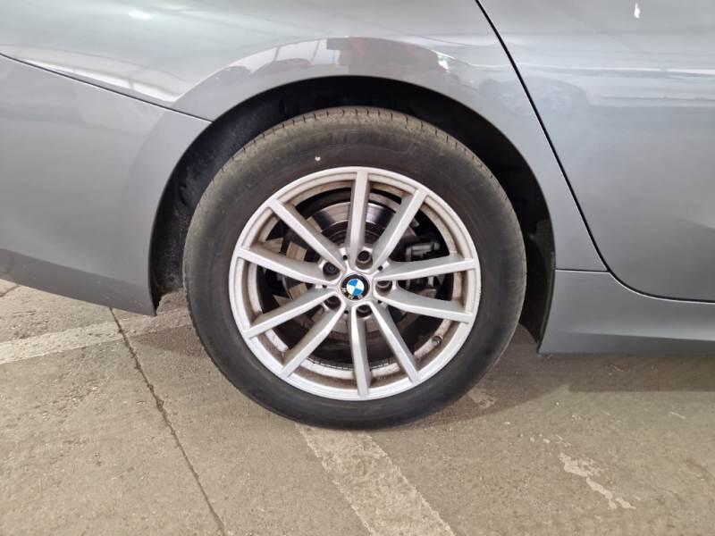 BMW Serie 3 Lim BERLINA 318D 48V AUTO - foto 18