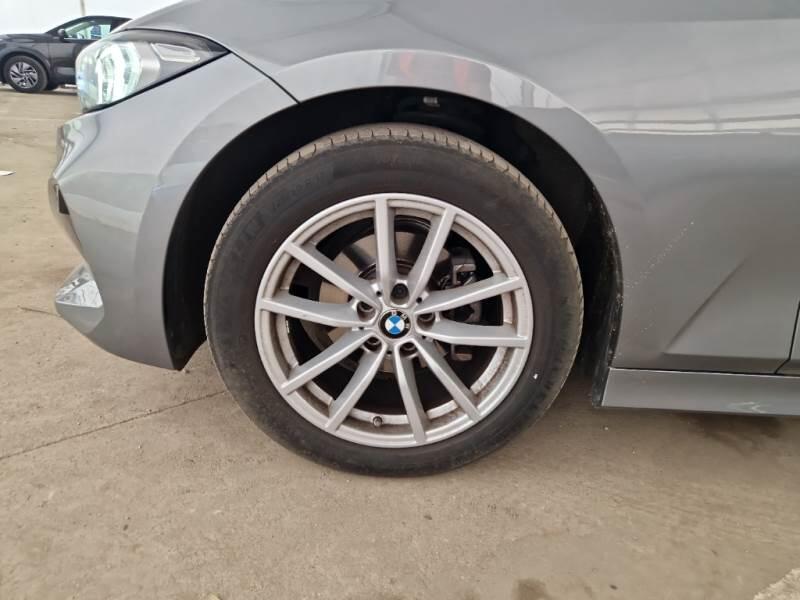 BMW Serie 3 Lim BERLINA 318D 48V AUTO - foto 20