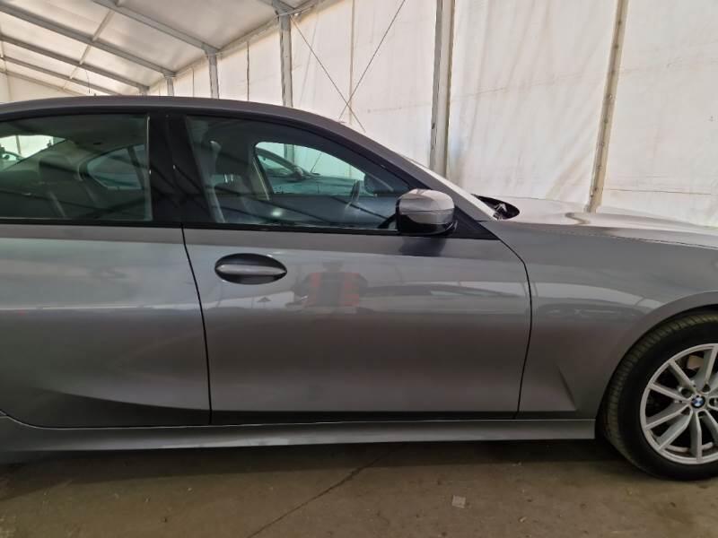 BMW Serie 3 Lim BERLINA 318D 48V AUTO - foto 35