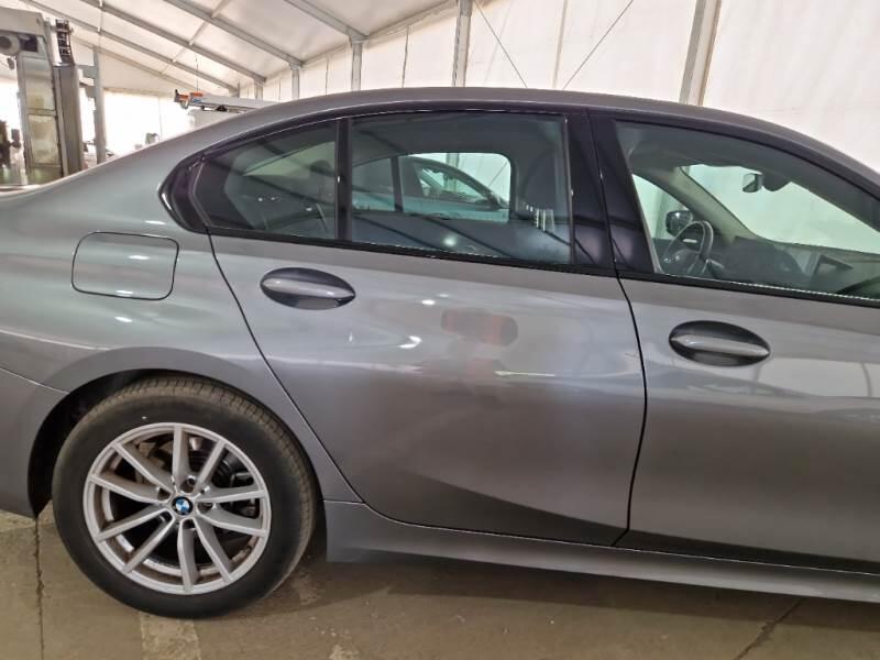 BMW Serie 3 Lim BERLINA 318D 48V AUTO - foto 42