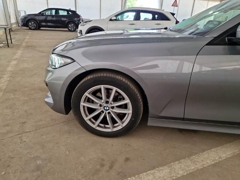 BMW Serie 3 Lim BERLINA 318D 48V AUTO - foto 68