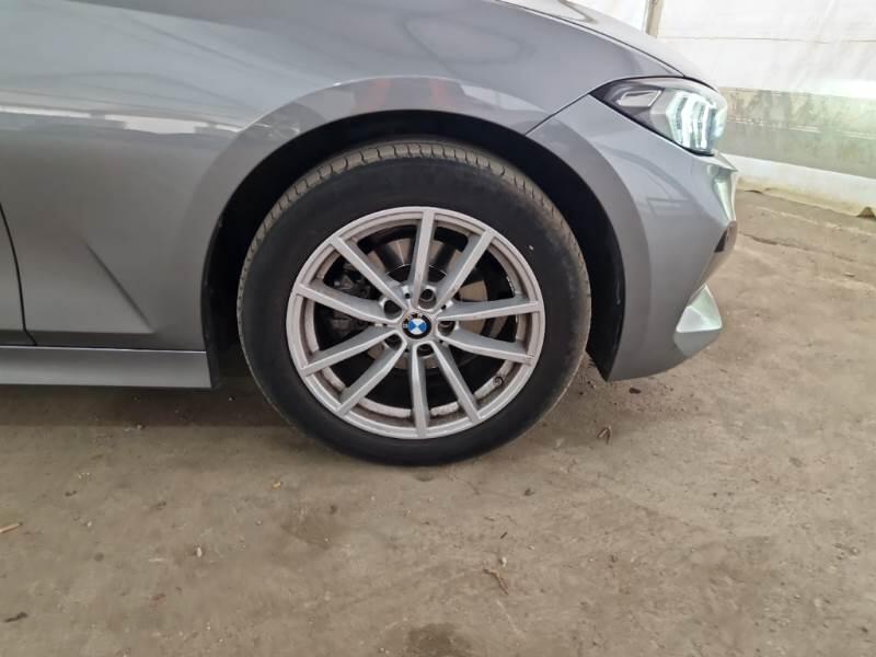 BMW Serie 3 Lim BERLINA 318D 48V AUTO - foto 76