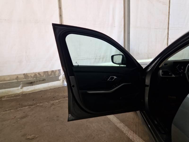 BMW Serie 3 Lim BERLINA 318D 48V AUTO - foto 84