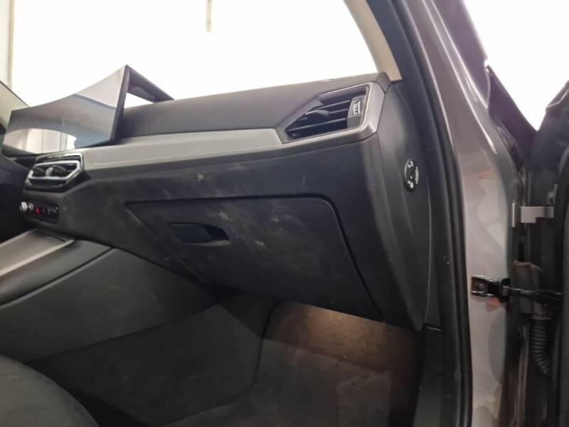 BMW Serie 3 Lim BERLINA 318D 48V AUTO - foto 95