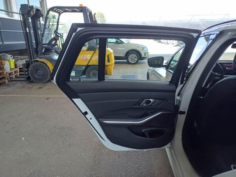 BMW Serie 3 Touring STATION WAGON 320D XDRIVE 48V TOURING AUT. - foto 104