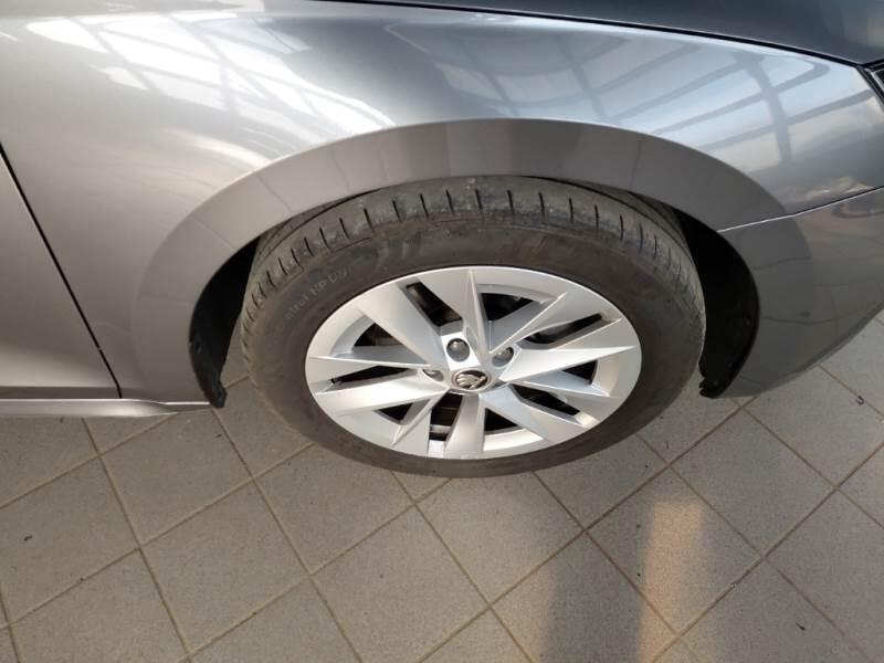 Skoda Octavia STATION WAGON 2.0 TDI EVO 110KW STYLE DSG - foto 37