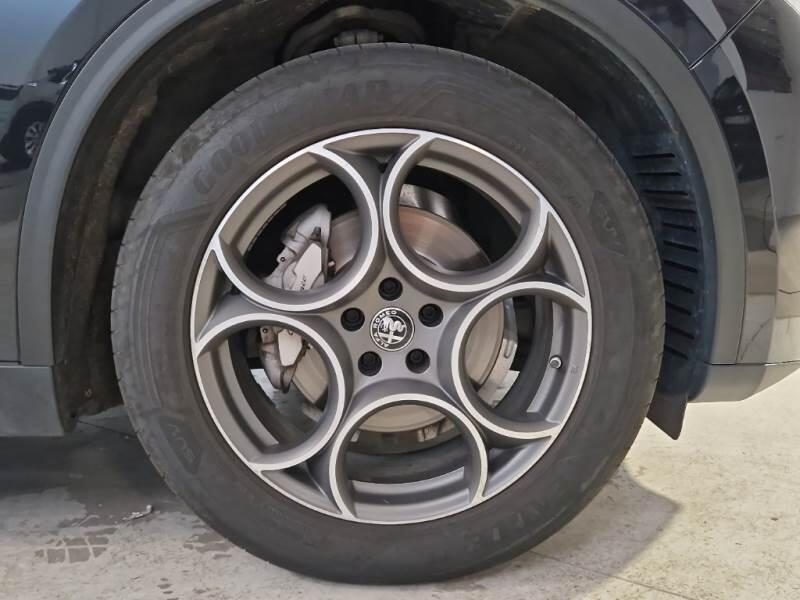 Alfa Romeo Stelvio SUV 2.2 TD 210 CV SPRINT AT8 Q4 - foto 17