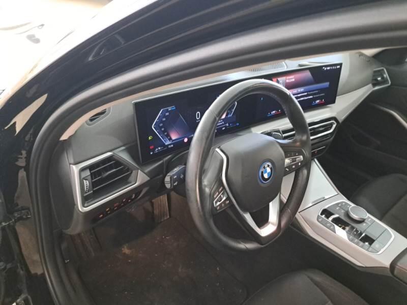 BMW Serie 3 Touring STATION WAGON 320E TOURING AUTO - foto 45