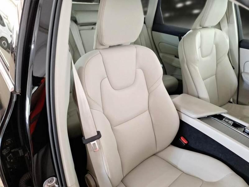 Volvo XC60 SUV T6 PLUG-IN AWD AUTO CORE - foto 13