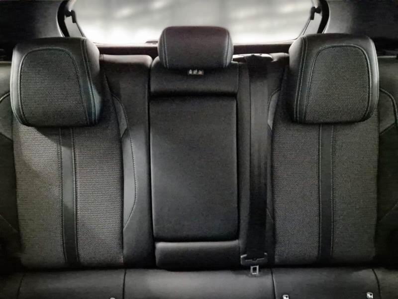Peugeot 308 BERLINA ALLURE PACK BLUEHDI 130 EAT8 SeS AUT. - foto 15