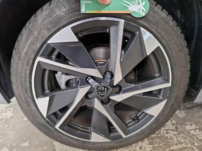 Peugeot 308 BERLINA ALLURE PACK BLUEHDI 130 EAT8 SeS AUT. - foto 77