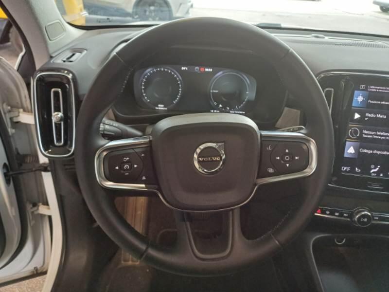 Volvo XC40 SUV T5 RECHARGE PLUG-IN AUTO PLUS BRIGHT - foto 71