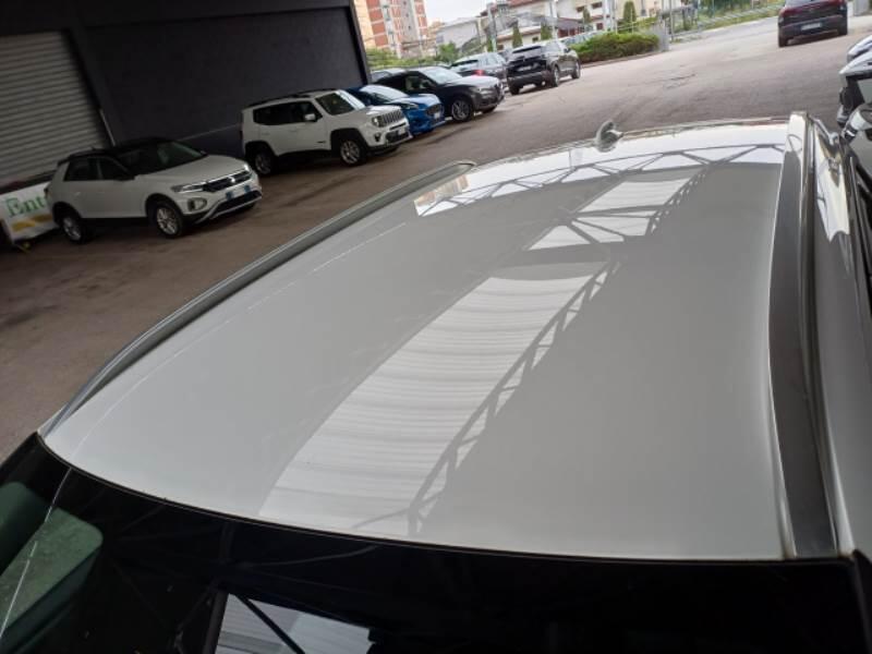 Volvo XC40 SUV T5 RECHARGE PLUG-IN AUTO PLUS BRIGHT - foto 9