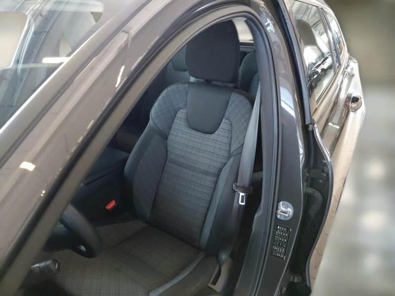 Volvo V60 STATION WAGON B4 D AUTOM. ESSENTIAL - foto 11