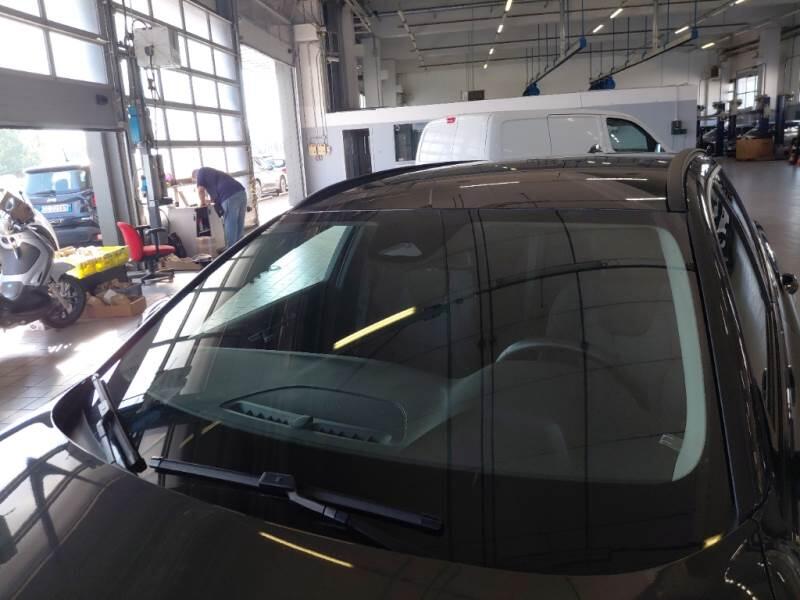 Volvo V60 STATION WAGON B4 D AUTOM. ESSENTIAL - foto 21