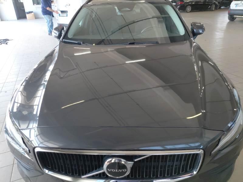 Volvo V60 STATION WAGON B4 D AUTOM. ESSENTIAL - foto 23