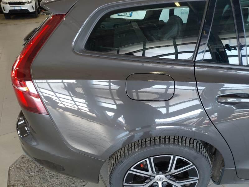 Volvo V60 STATION WAGON B4 D AUTOM. ESSENTIAL - foto 43