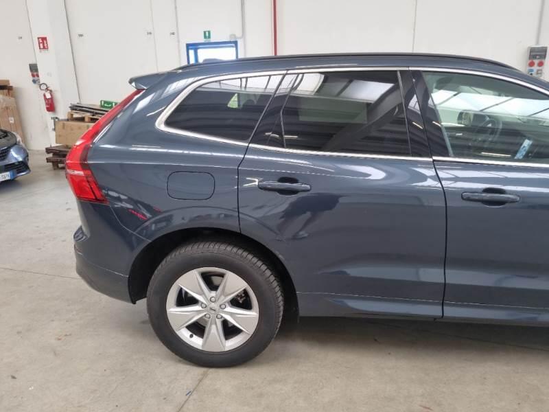 Volvo XC60 SUV B4 D AUTOMATICO CORE - foto 27