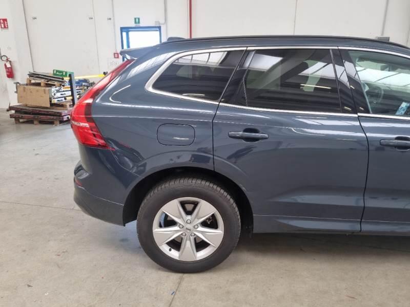 Volvo XC60 SUV B4 D AUTOMATICO CORE - foto 30