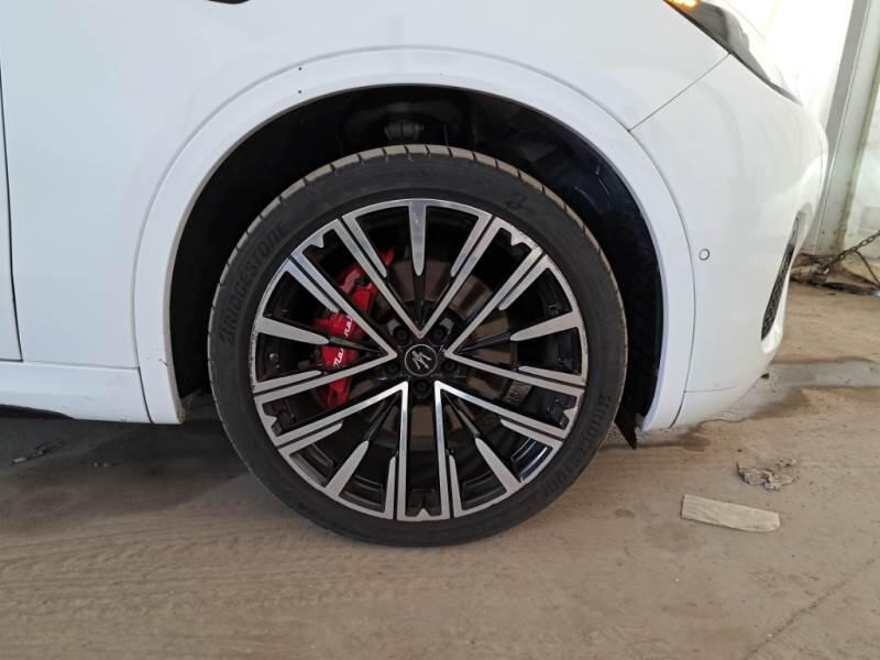 Maserati Grecale SUV 2.0 330CV MHEV MODENA Q4 AUTO - foto 17