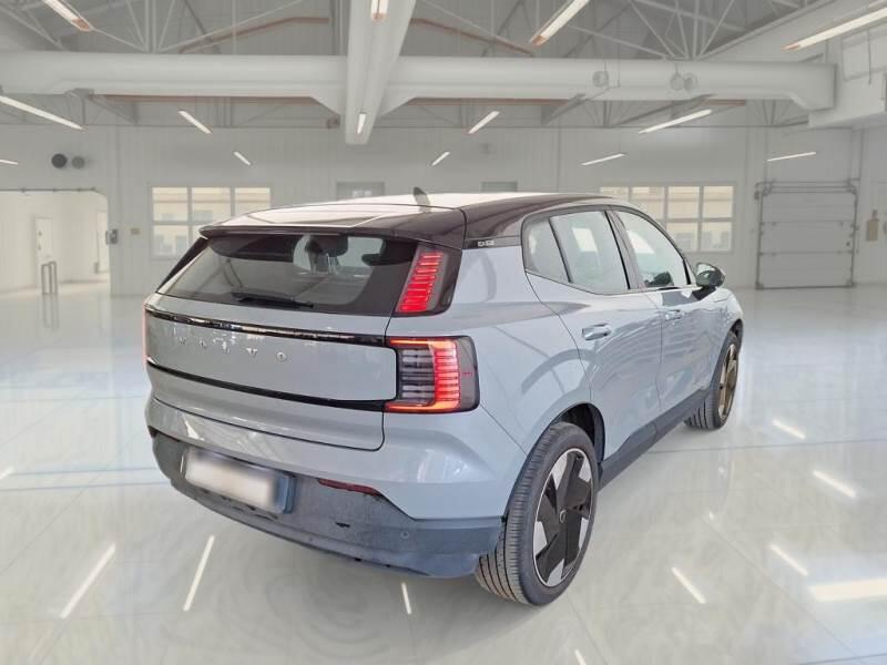 Volvo EX30 SUV SINGLE MOTOR EXTENDED RANGE PLUS - foto 2