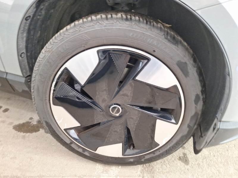 Volvo EX30 SUV SINGLE MOTOR EXTENDED RANGE PLUS - foto 17