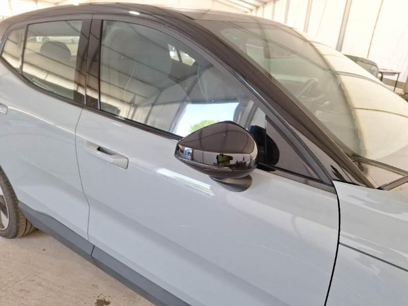 Volvo EX30 SUV SINGLE MOTOR EXTENDED RANGE PLUS - foto 33